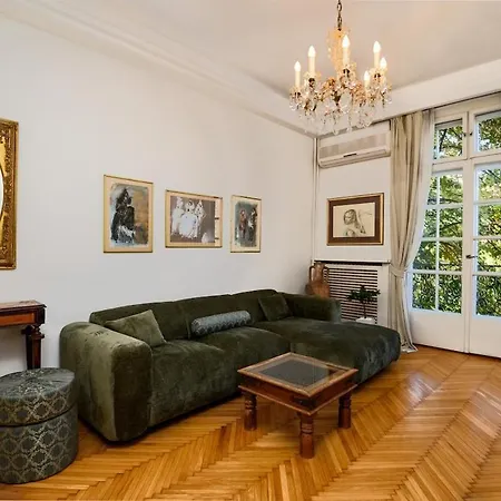 Old Money Old Town Belgrade